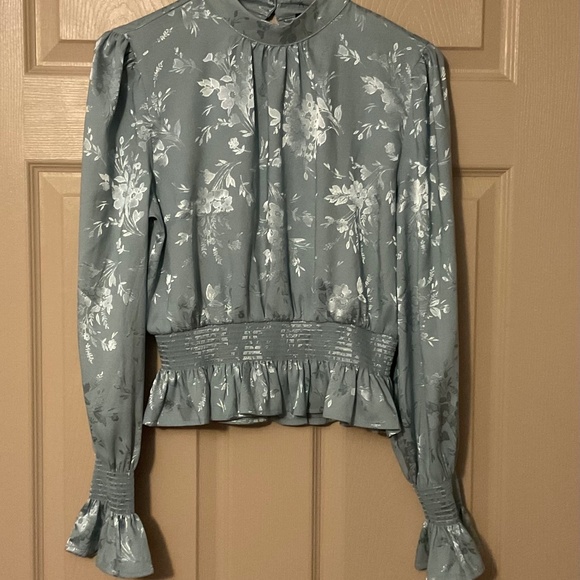 Womens blouse Top wide flowy long sleeve cross frint Blouse Size M - Picture 3 of 10